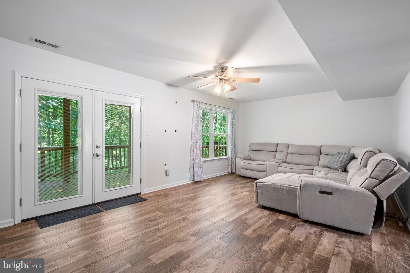 12816 Garrison Lane photo 12