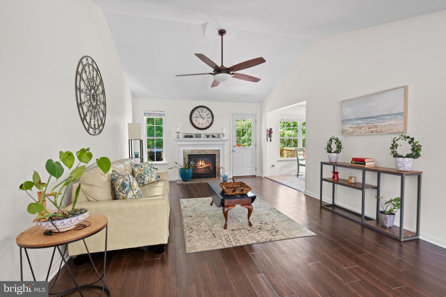 12816 Garrison Lane photo 9