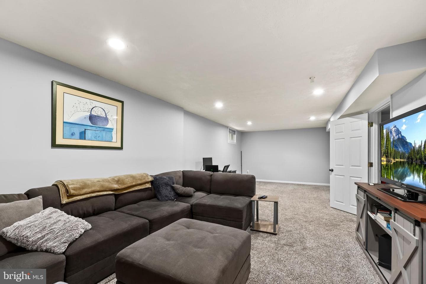 6317 Cranston Lane photo 30
