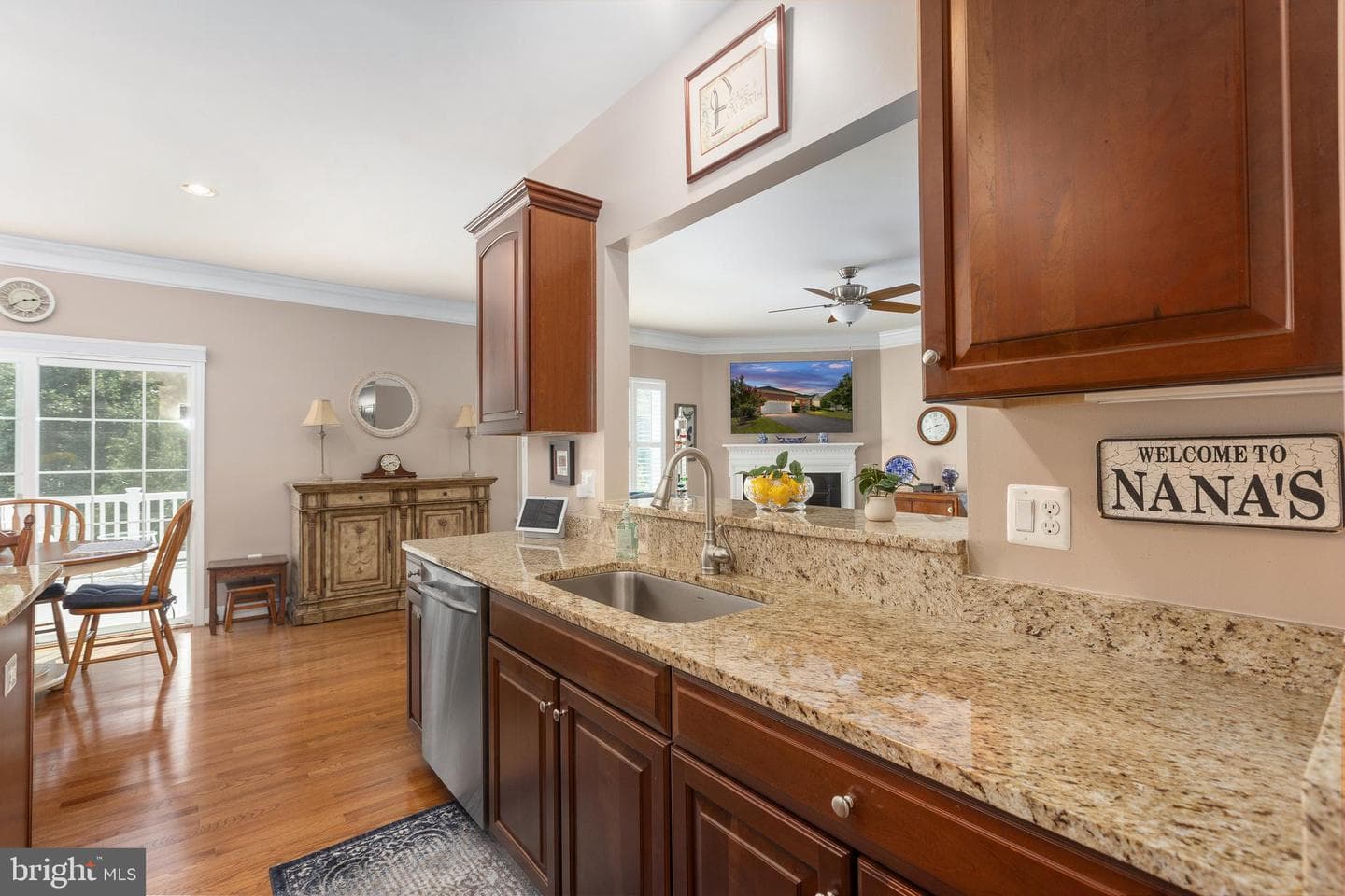 10012 Hazelnut Court photo 36