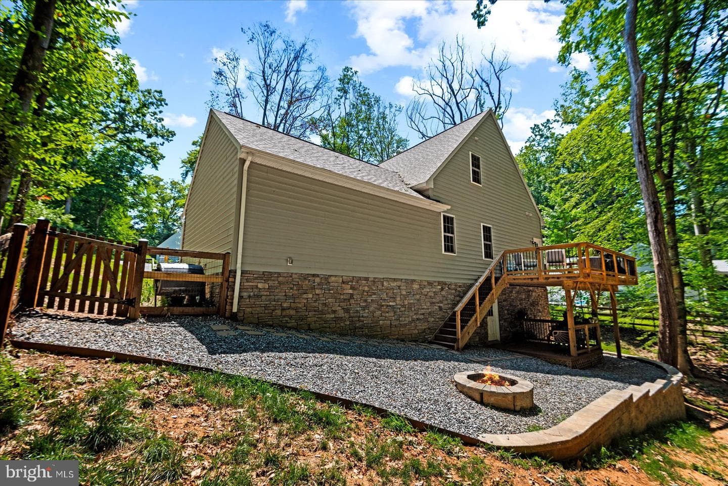 1504 Candlewood Street photo 42
