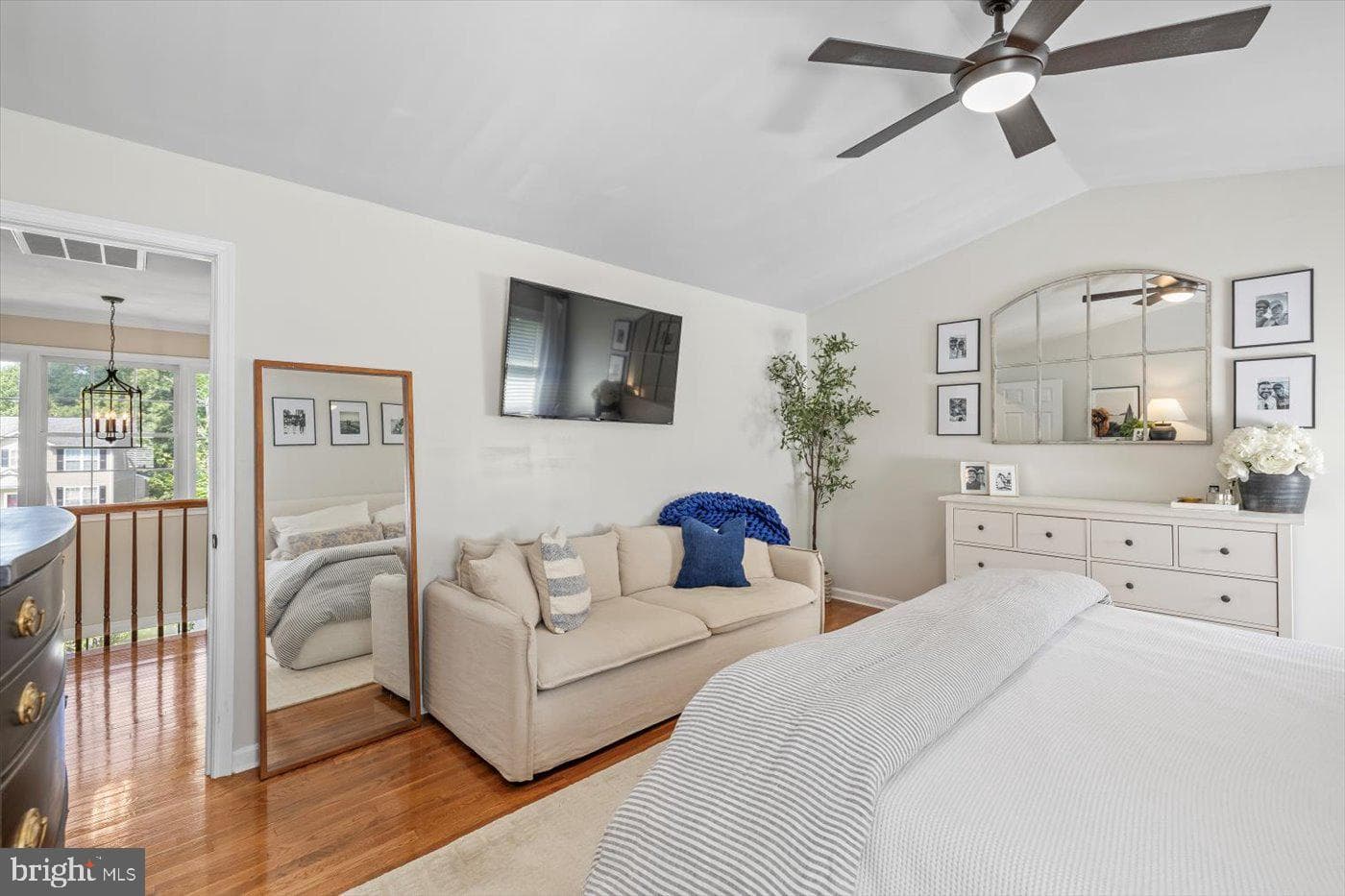 10009 Wellford Court photo 28