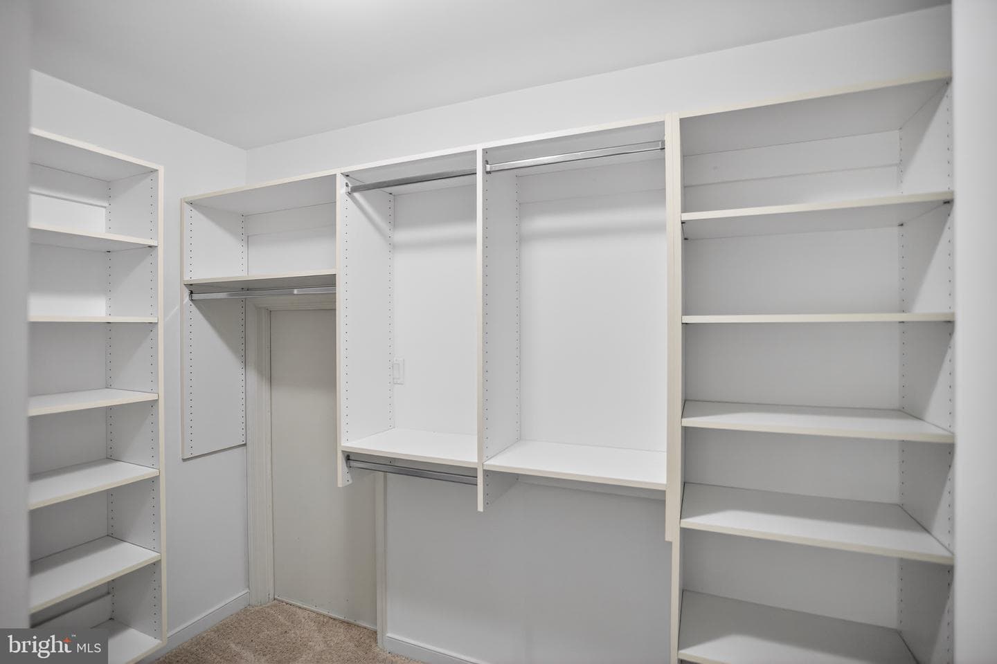 10712 Perrin Circle photo 22