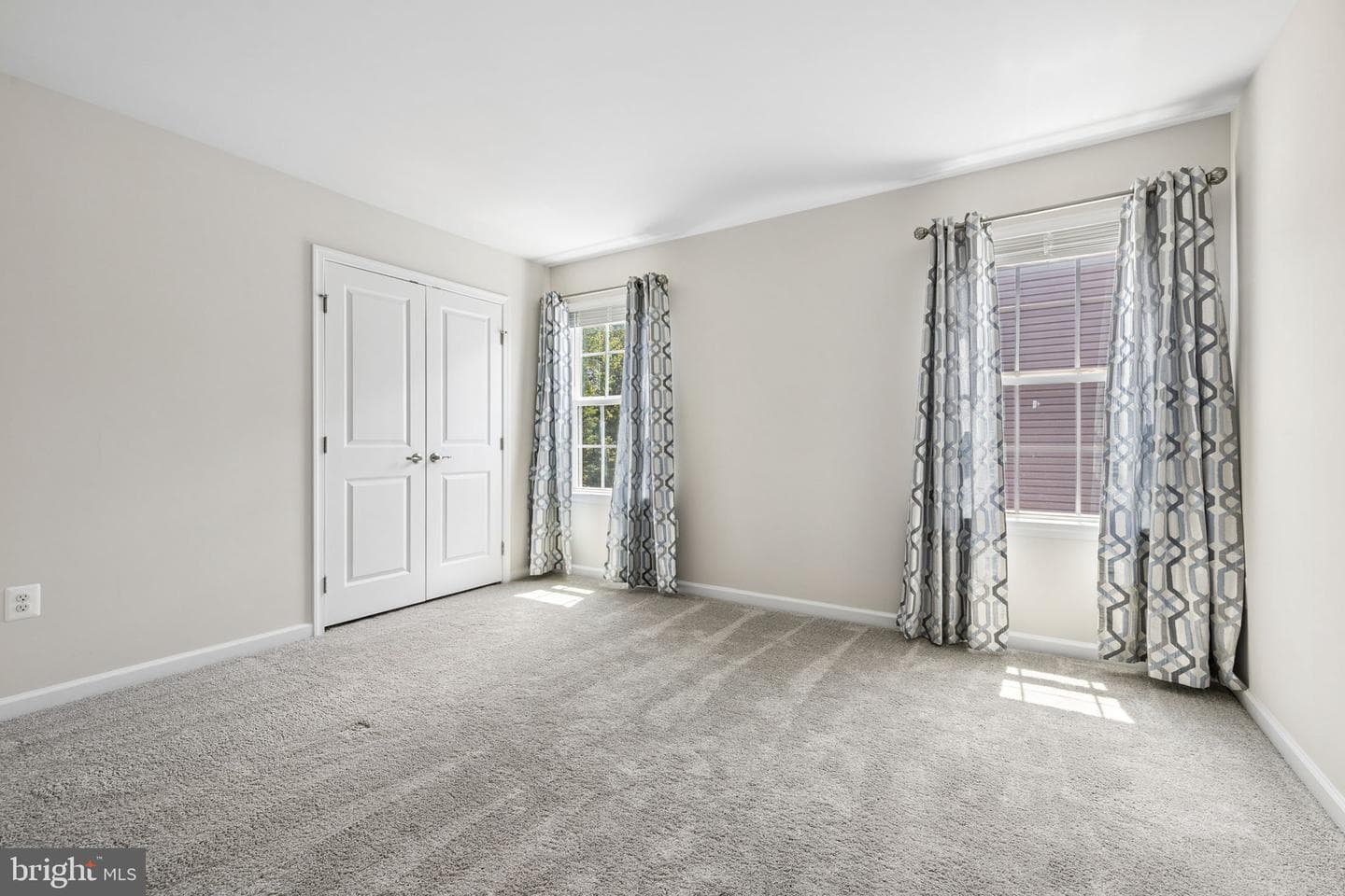 8905 Maple Run Drive photo 33