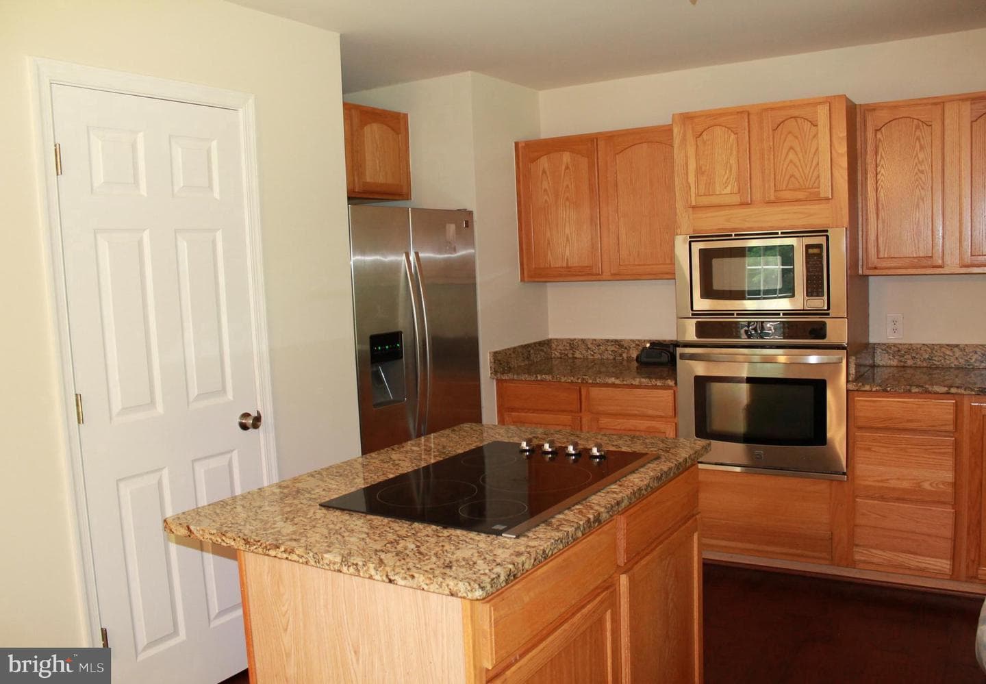 8531 Livingston Court photo 47