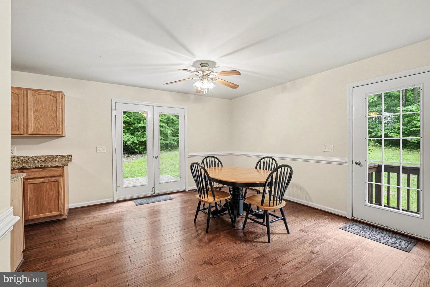 8531 Livingston Court photo 7