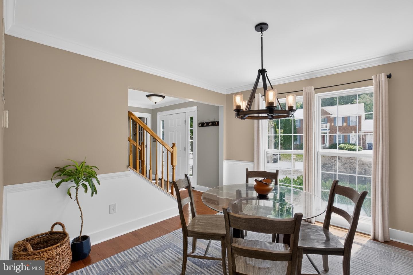 10110 Mindy Court photo 6