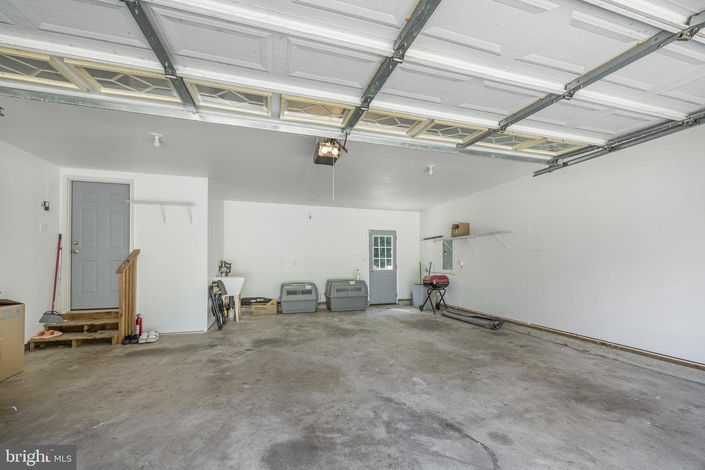 10307 Napoleon Street photo 25
