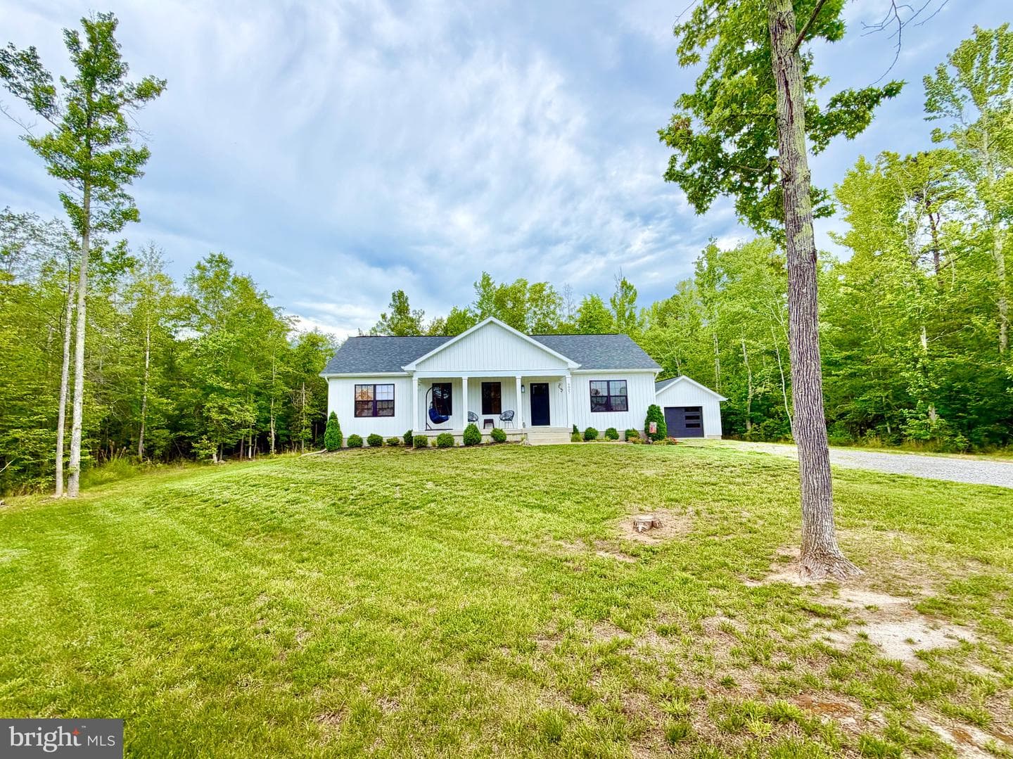9807 Robert E Lee Drive photo 36