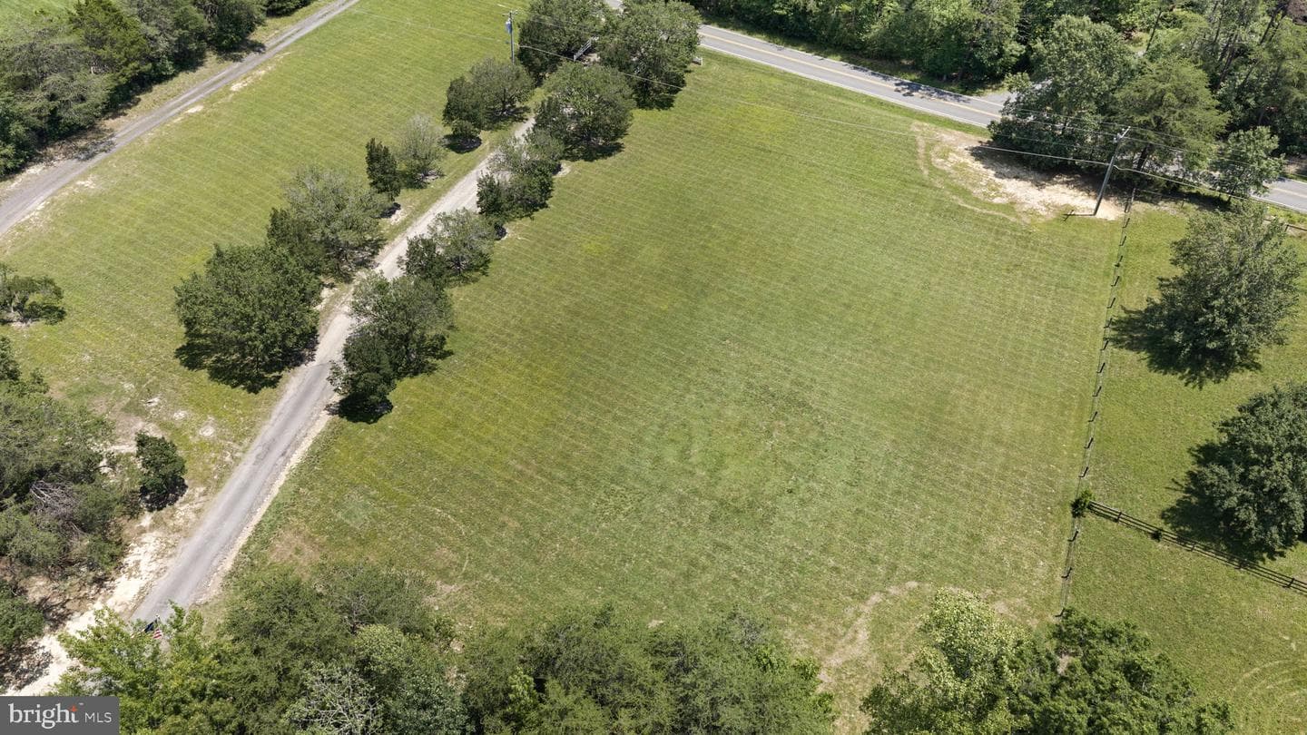 7409 River Road photo 134
