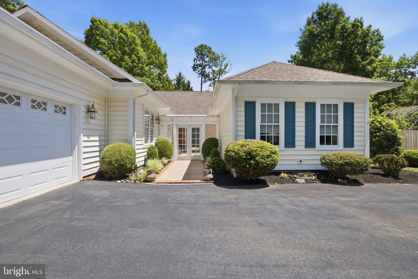 11709 Cedar Creek Court photo 3