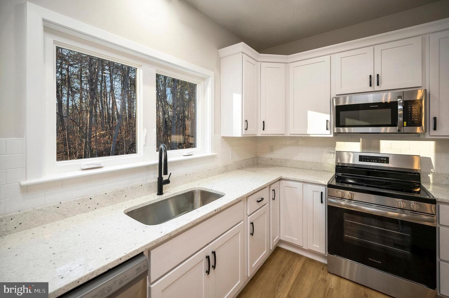 10631 Plank Road photo 28