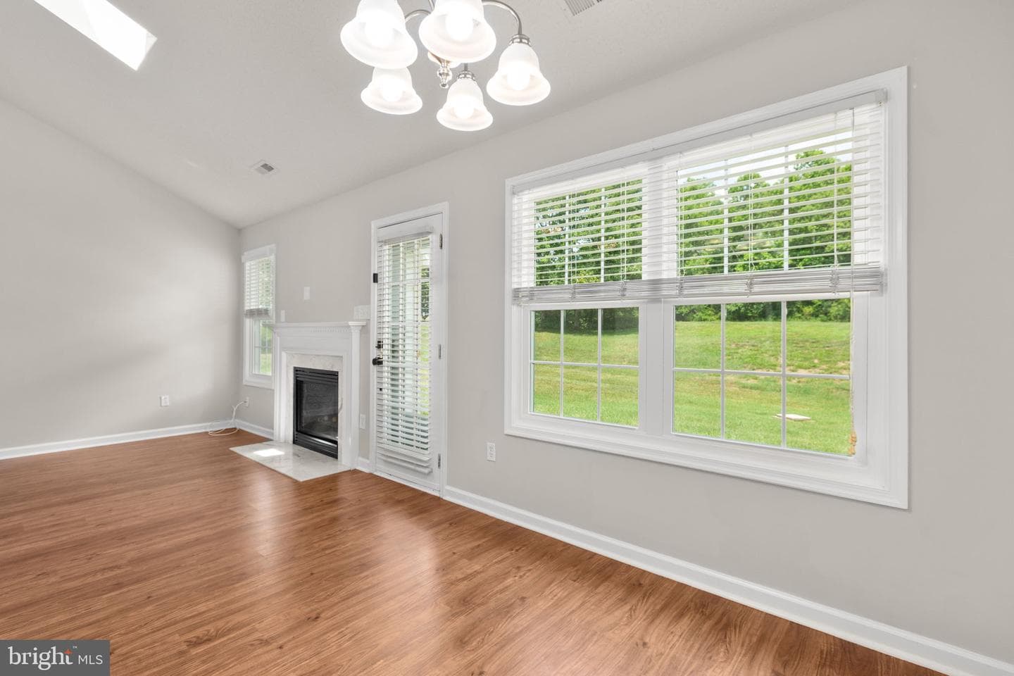 11513 Abingdon Court photo 9