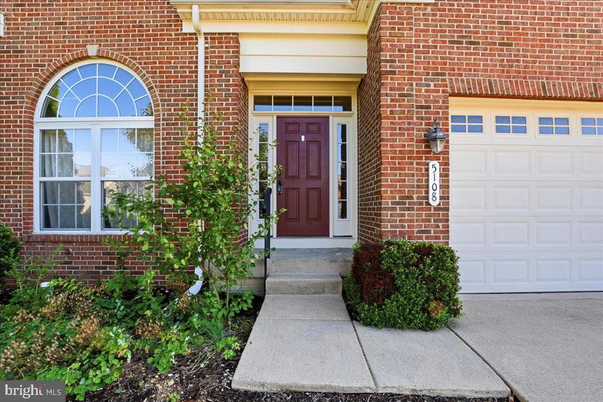 5108 Sewells Pointe Drive photo 5