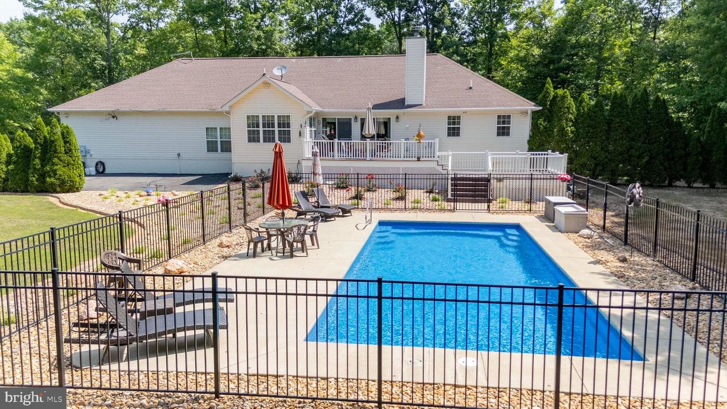 4602 Magnolia Harbour Drive photo 13