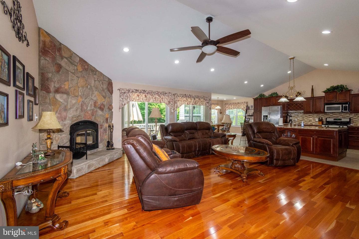 4602 Magnolia Harbour Drive photo 16