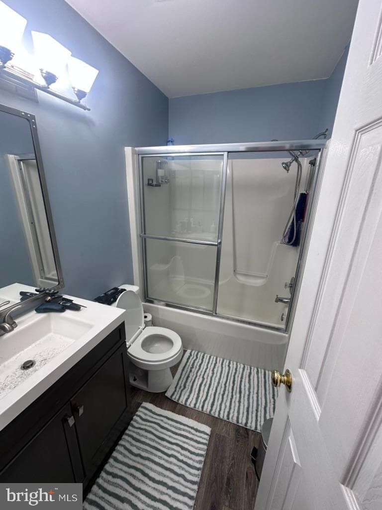 4802 Queensbury Circle photo 22