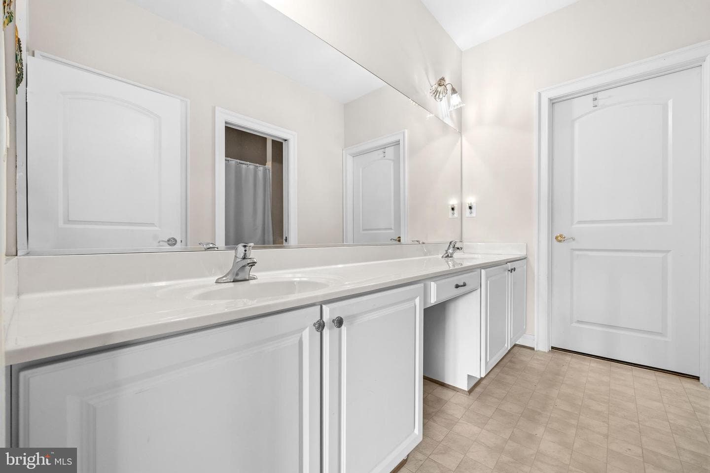 6233 Autumn Leaf Drive photo 25