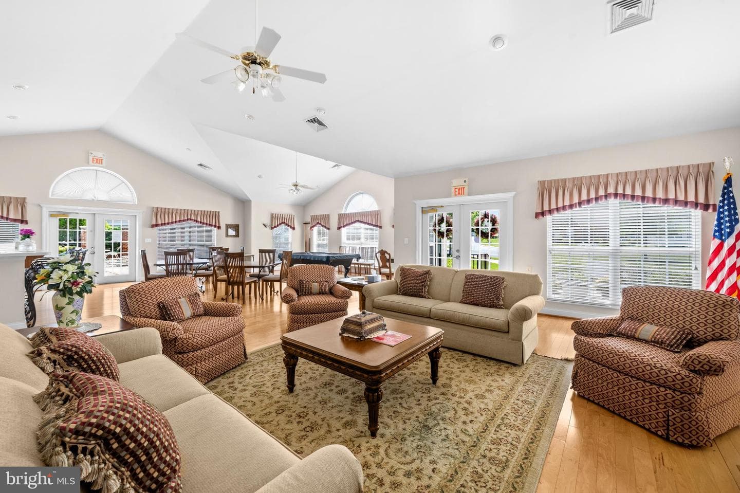 6233 Autumn Leaf Drive photo 38