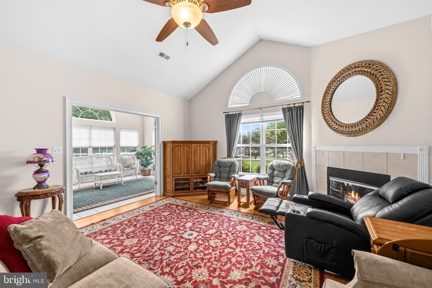 6233 Autumn Leaf Drive photo 5
