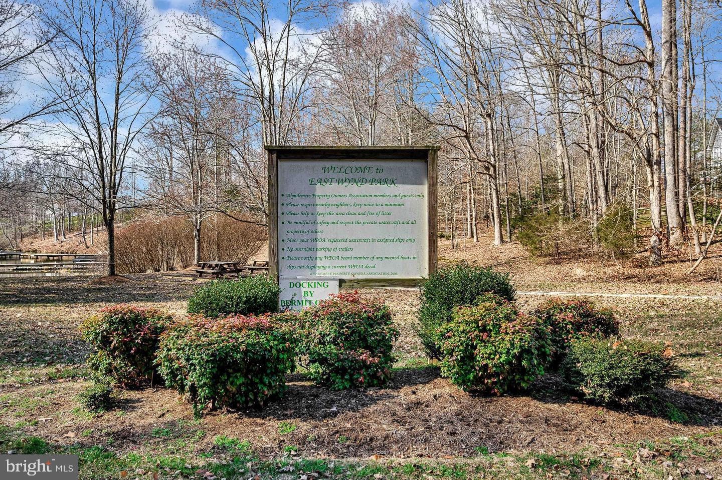 5304 Wyndemere Circle photo 44