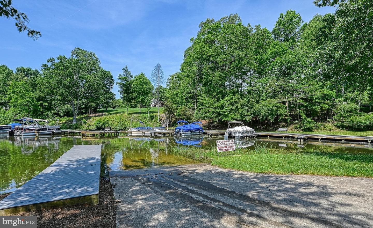 5304 Wyndemere Circle photo 49