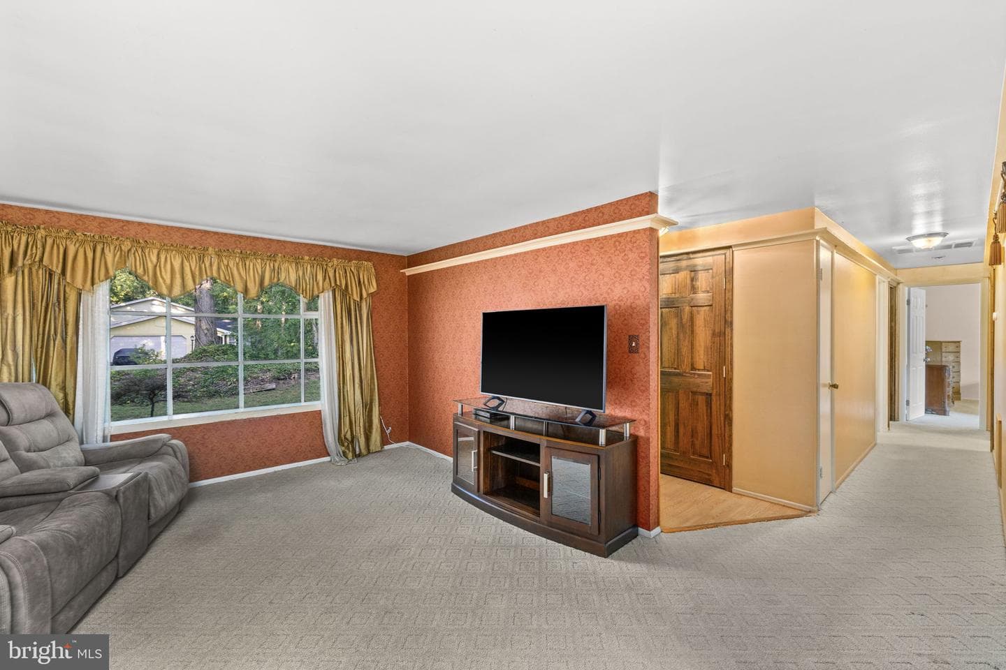 8 Pond Circle photo 21