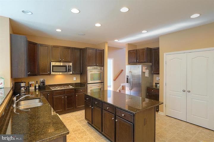 26 Noel Drive photo 2