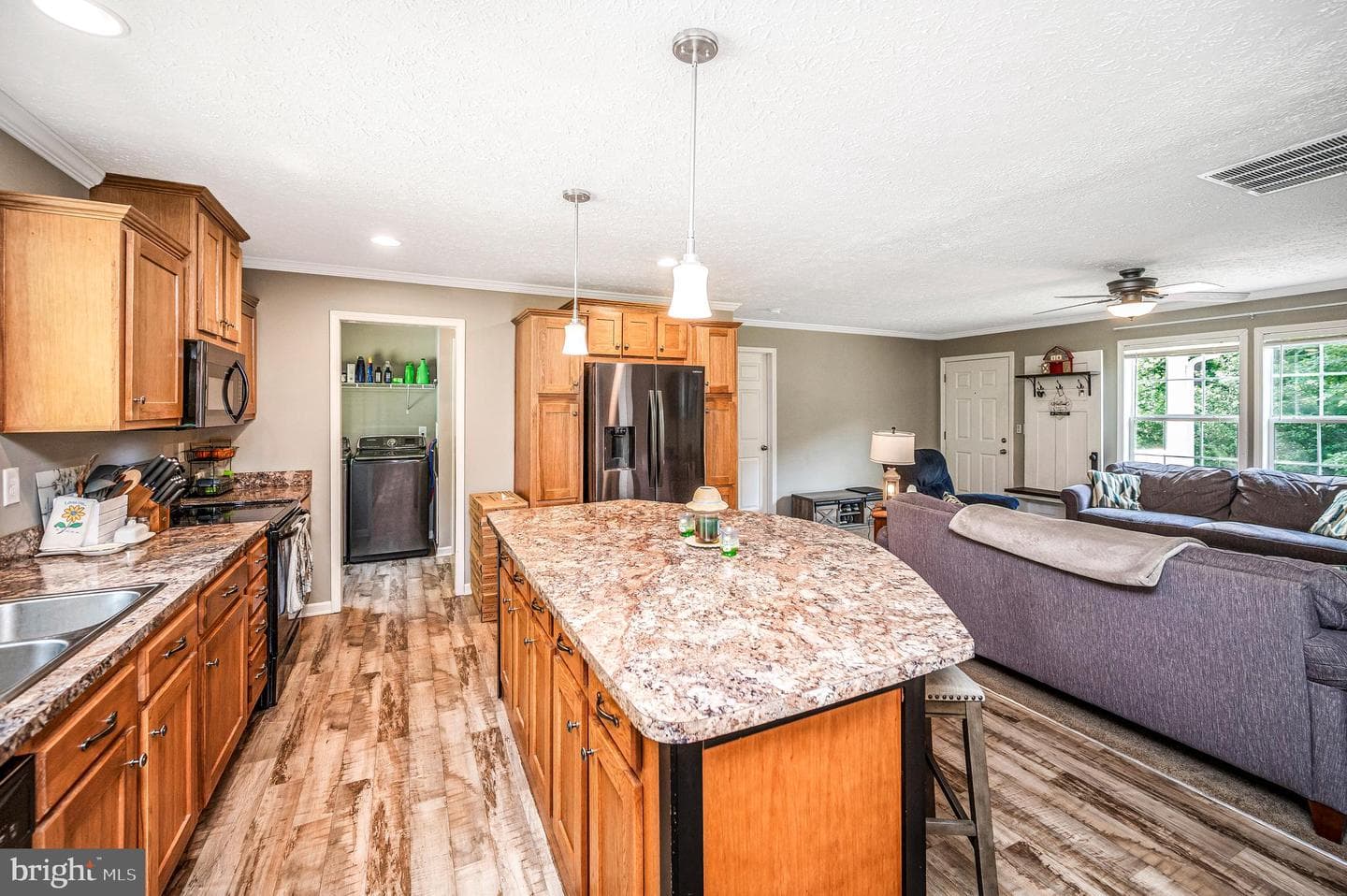 7324 Red Feather Lane photo 14