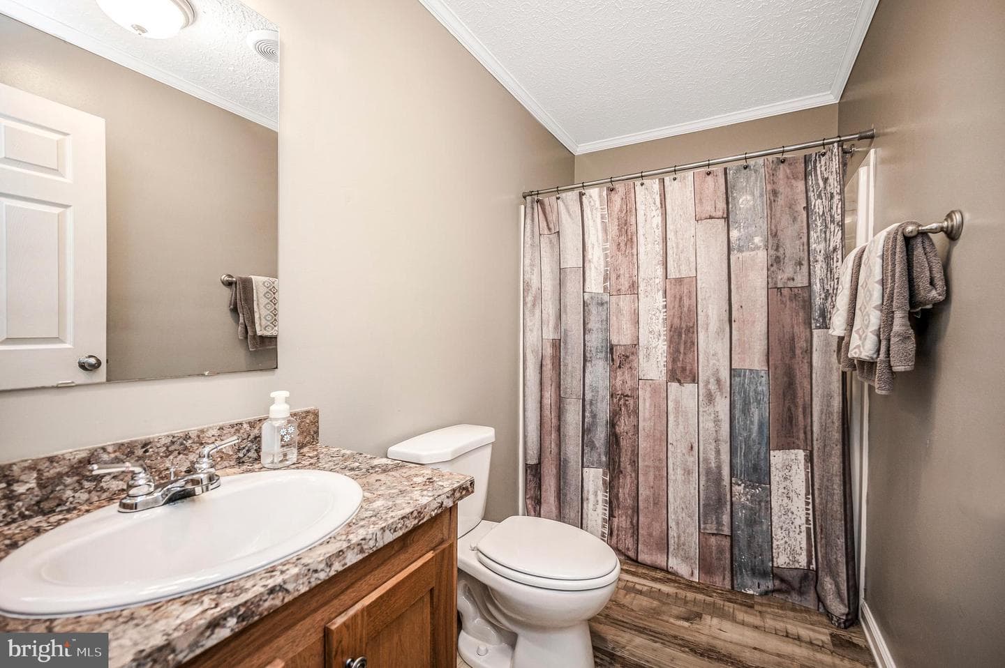 7324 Red Feather Lane photo 25