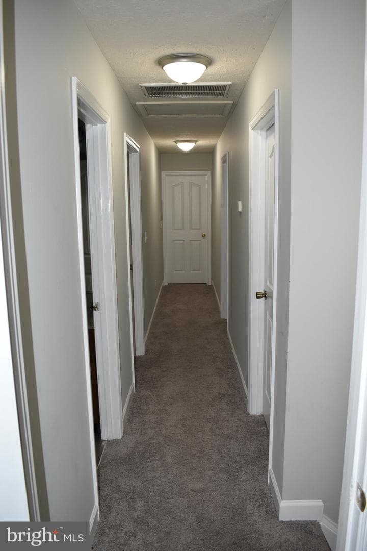 4018 Derbyshire Lane photo 9