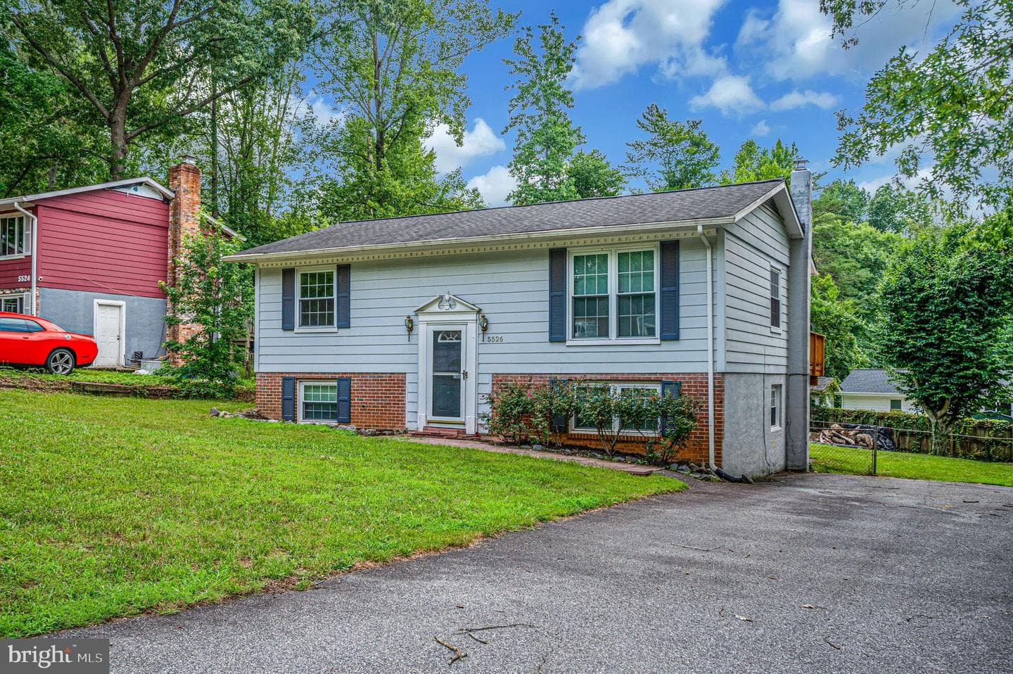 5526 Carousel Street photo 5