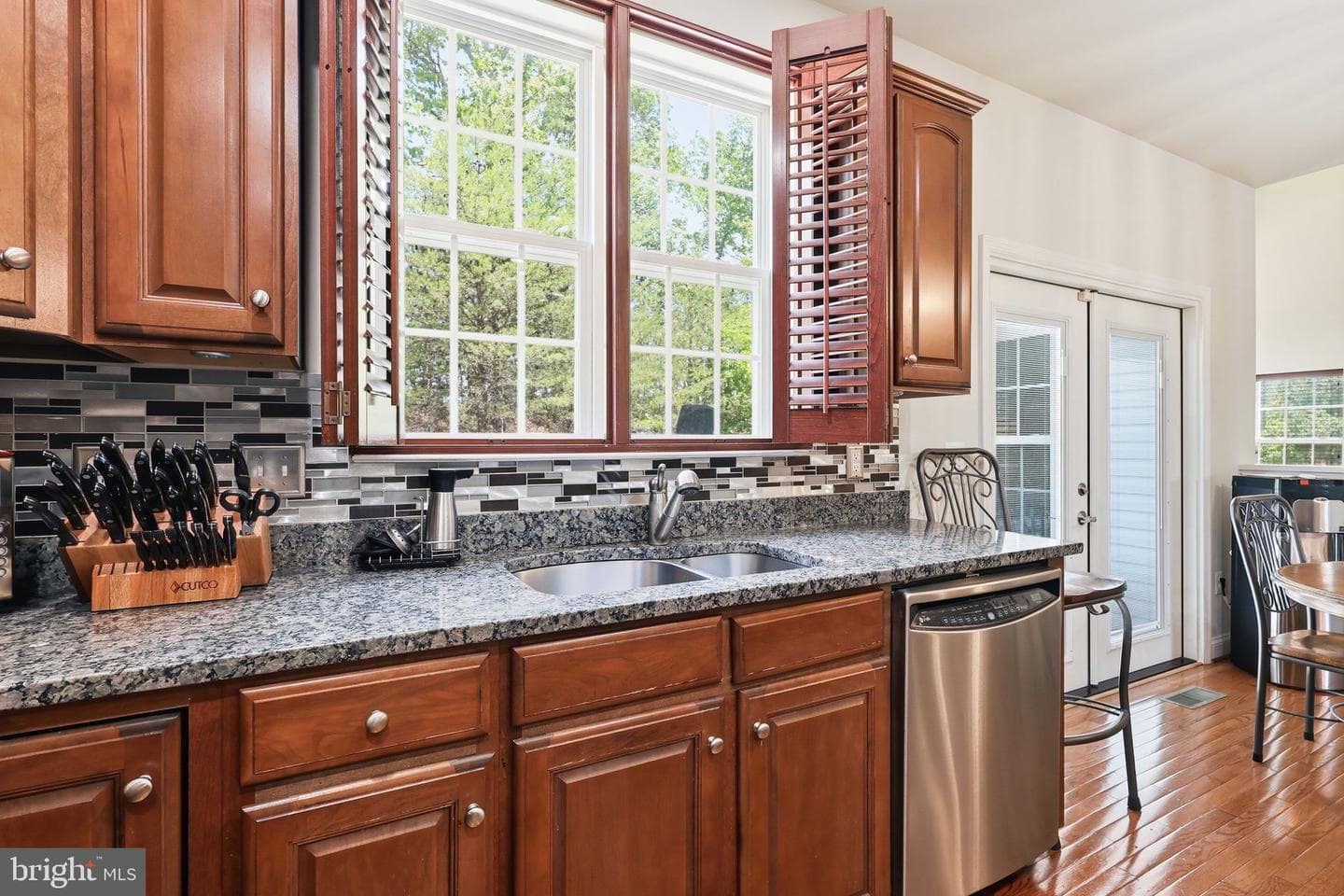 5823 Deep Creek Drive photo 4