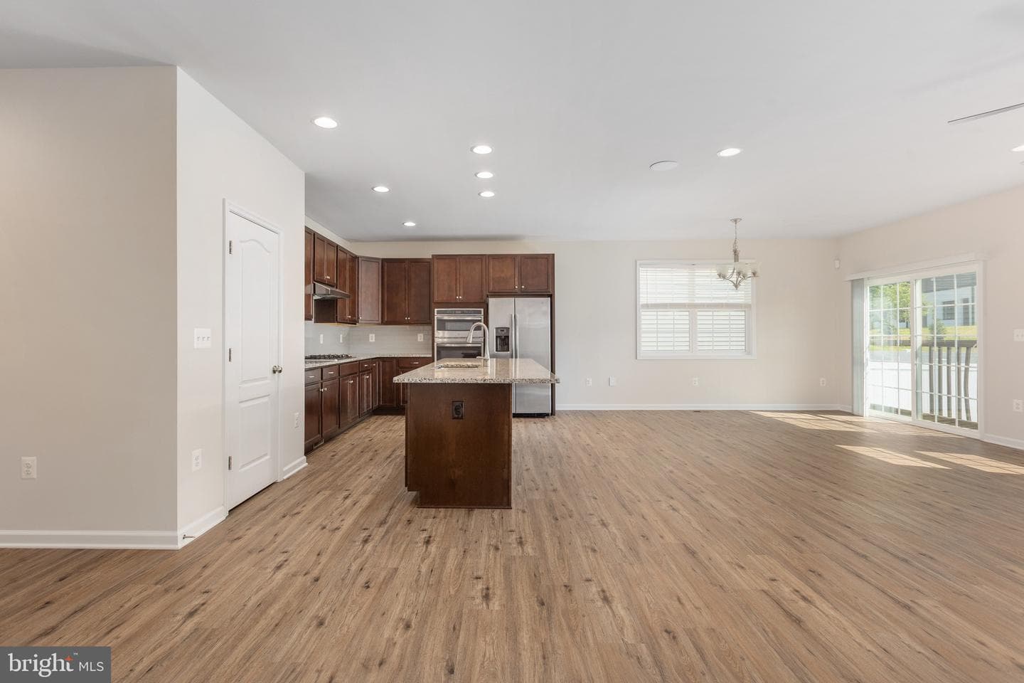 9627 Hillcrest Drive photo 14