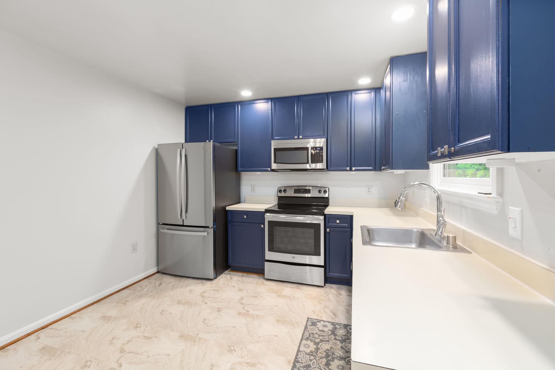 10015 Windridge Drive photo 9