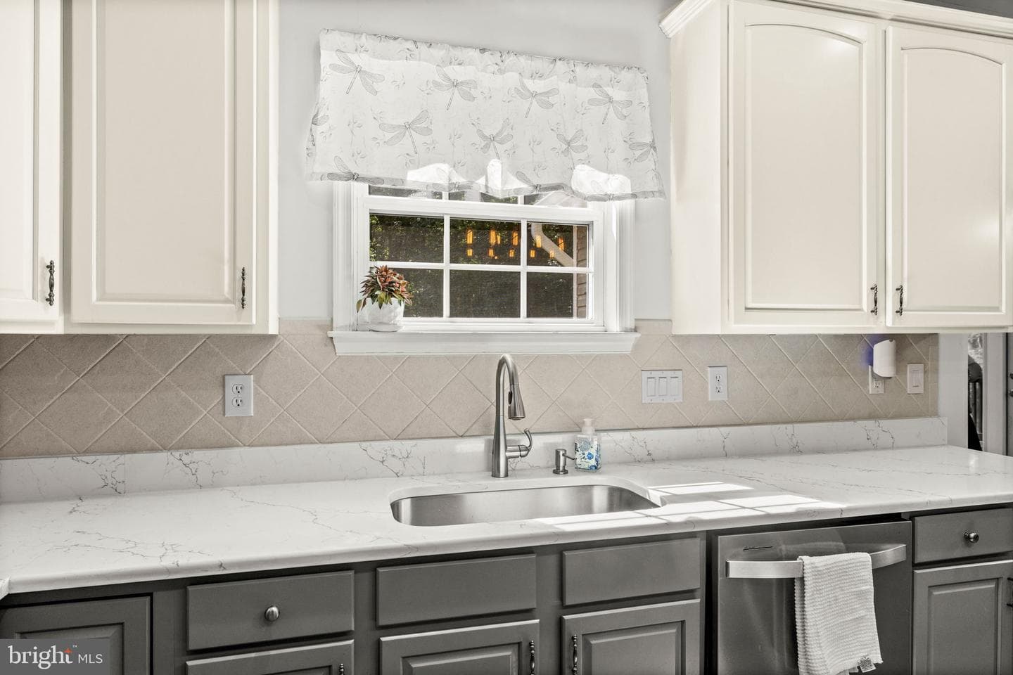 8101 Avocet Way photo 32