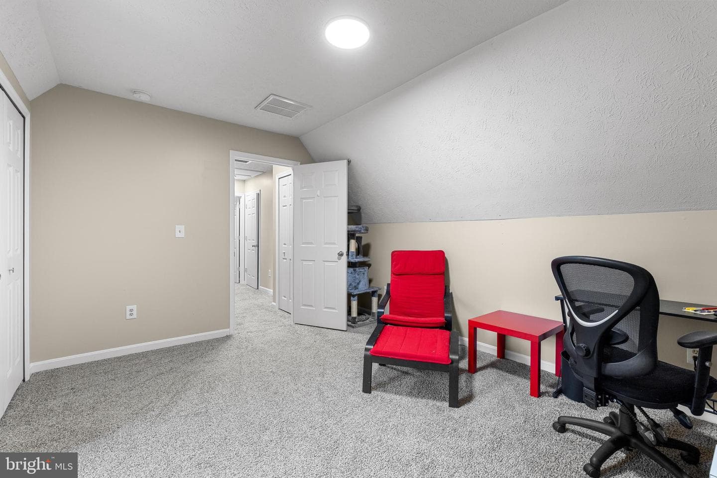 10112 Ballston Road photo 23