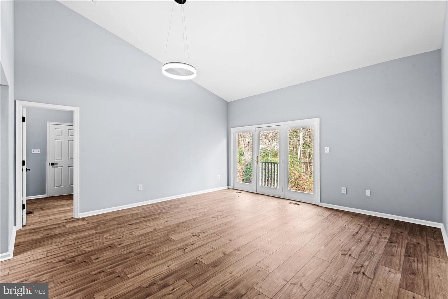 7621 River Road photo 25