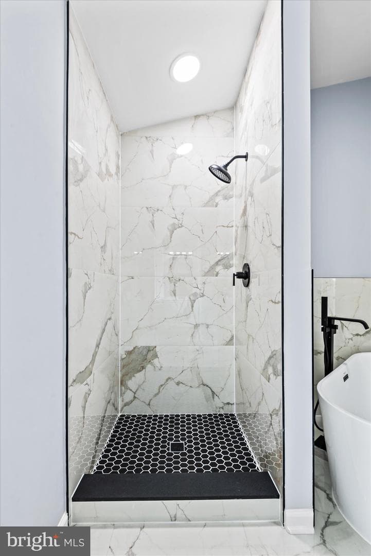7621 River Road photo 38