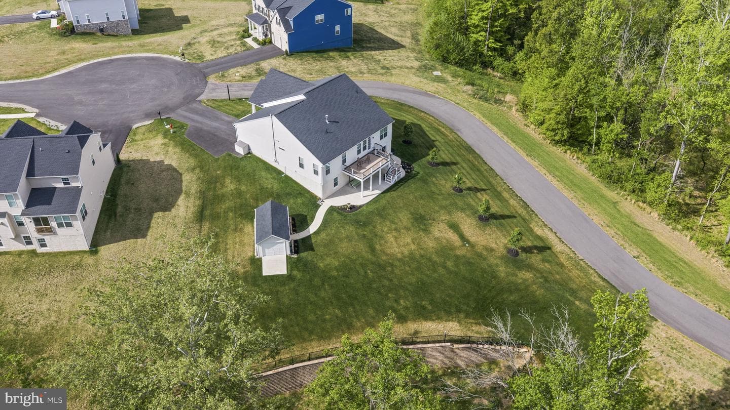 1821 Legacy Lane photo 51