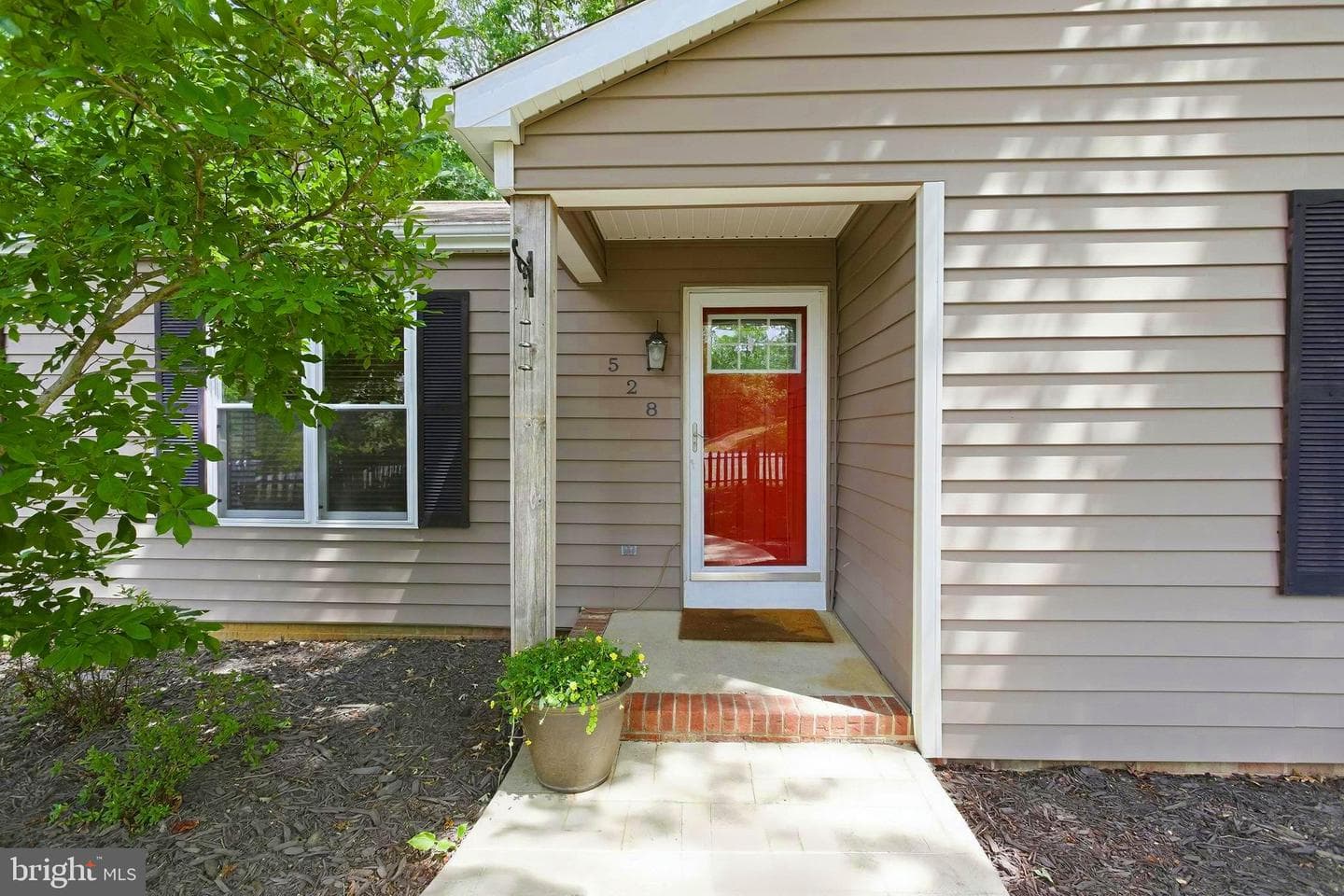 528 Pleasants Drive photo 5