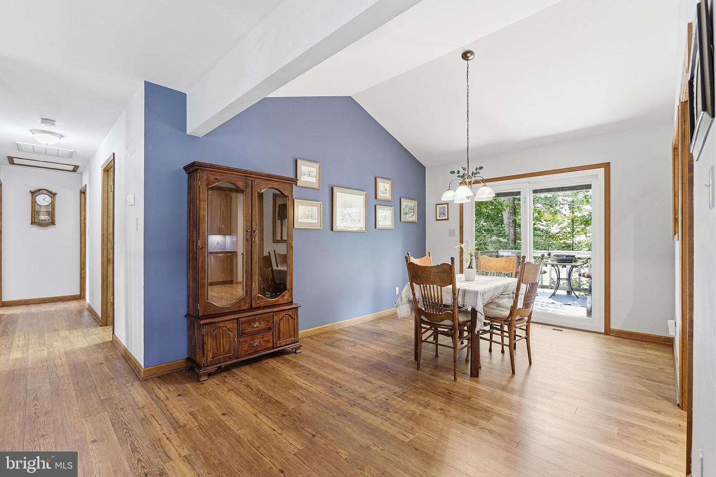 10608 Crestwood Drive photo 9