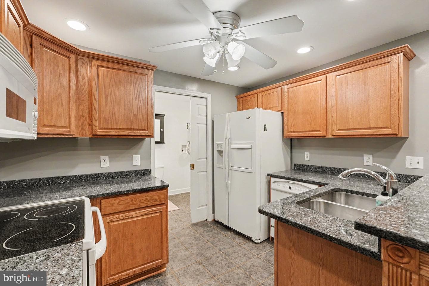 12500 U S Grant Court photo 28