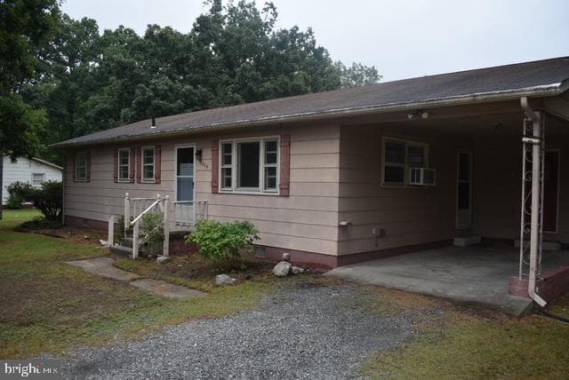 7829 Flippo Drive photo 5