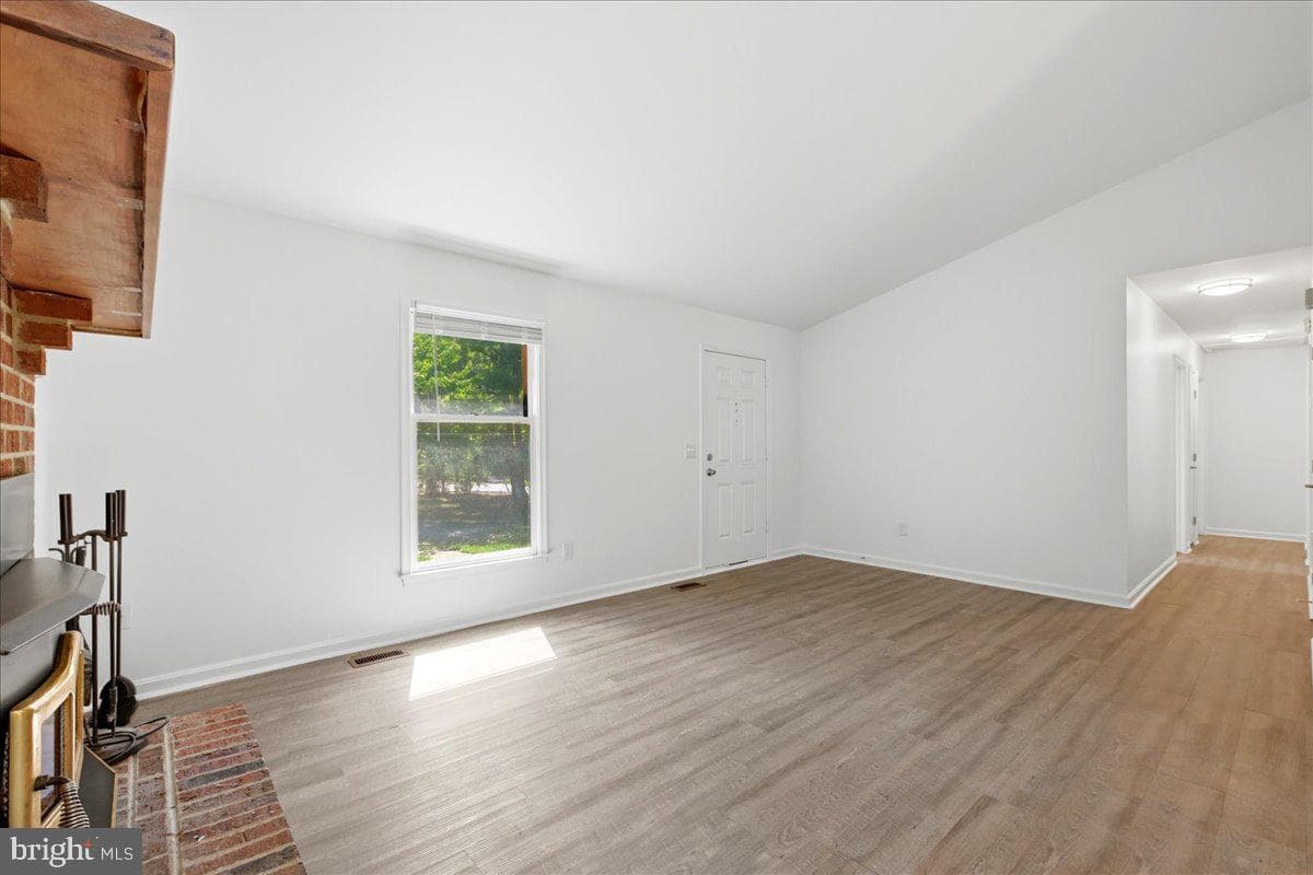 10907 Stockade Drive photo 11