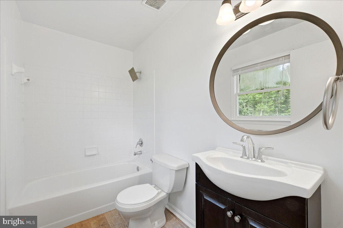 10907 Stockade Drive photo 23