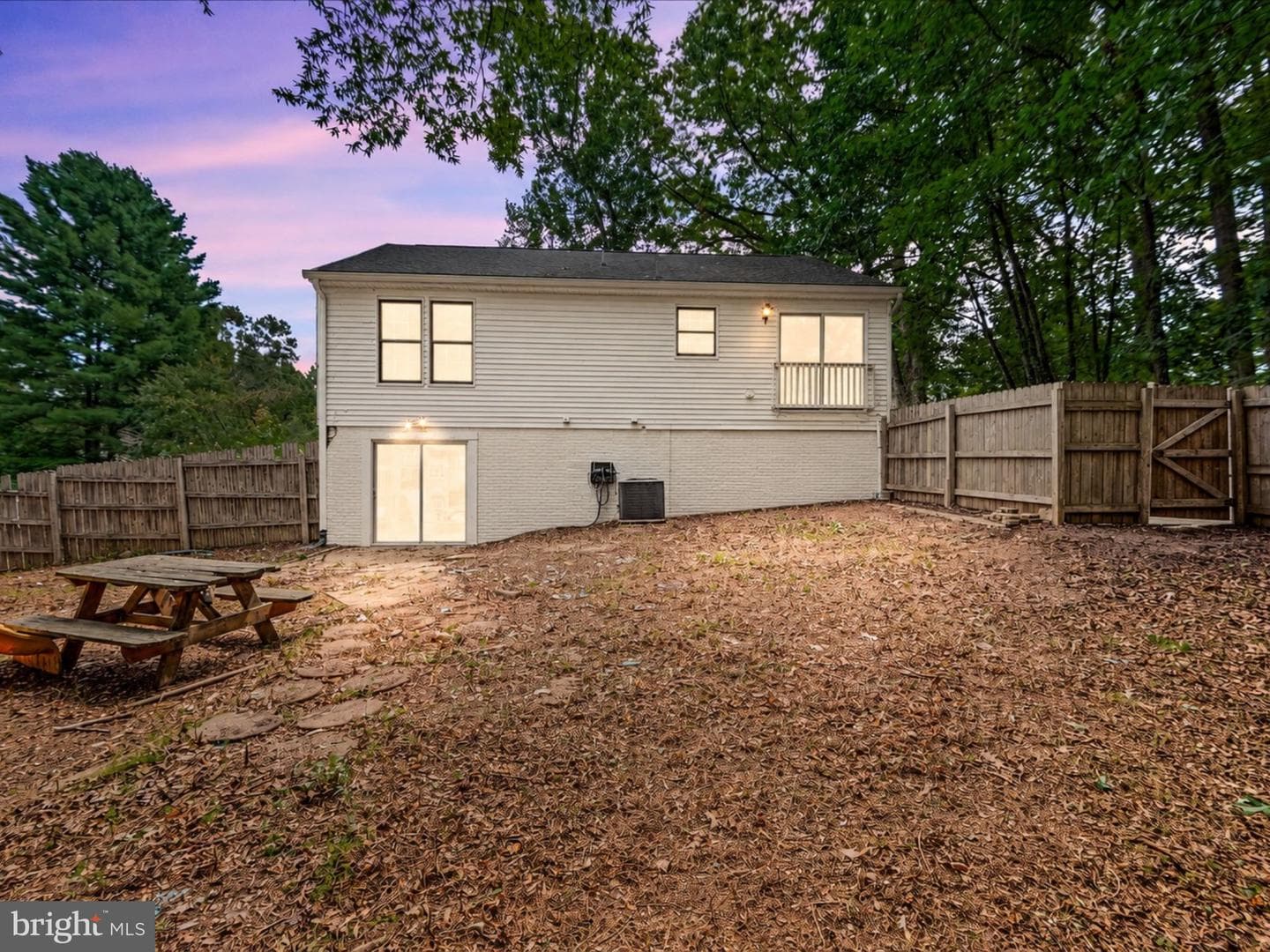 6922 Ridge Way Drive photo 3