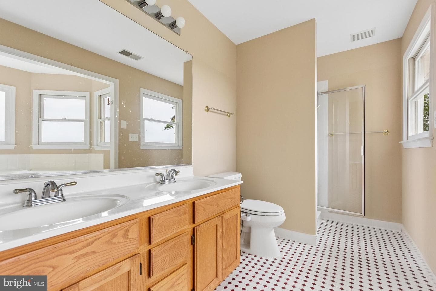 7317 River Road photo 15