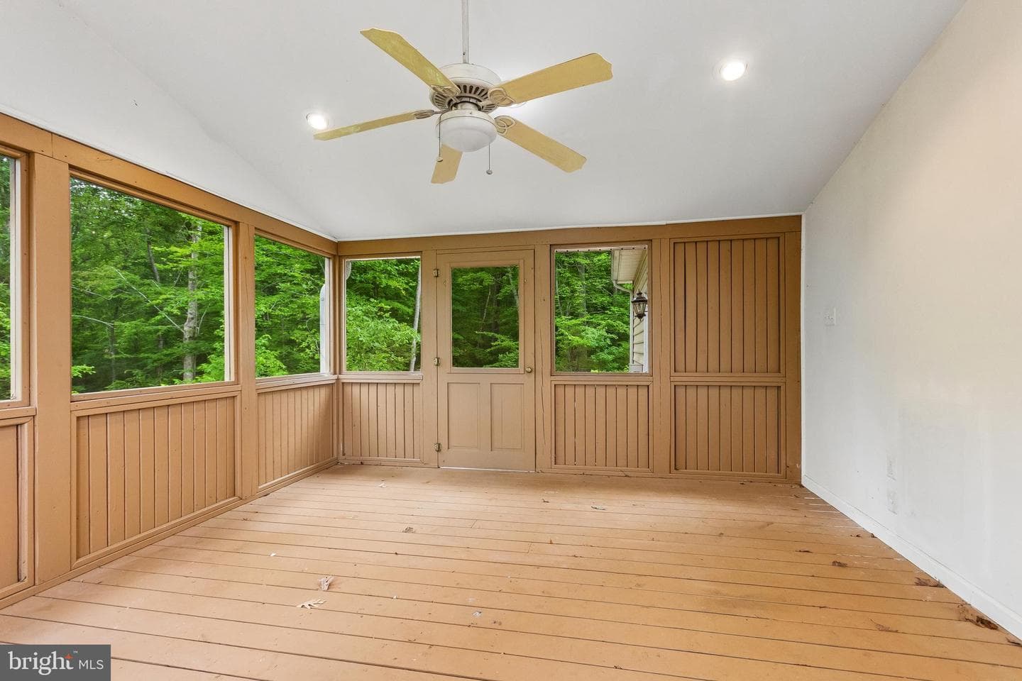 7317 River Road photo 24