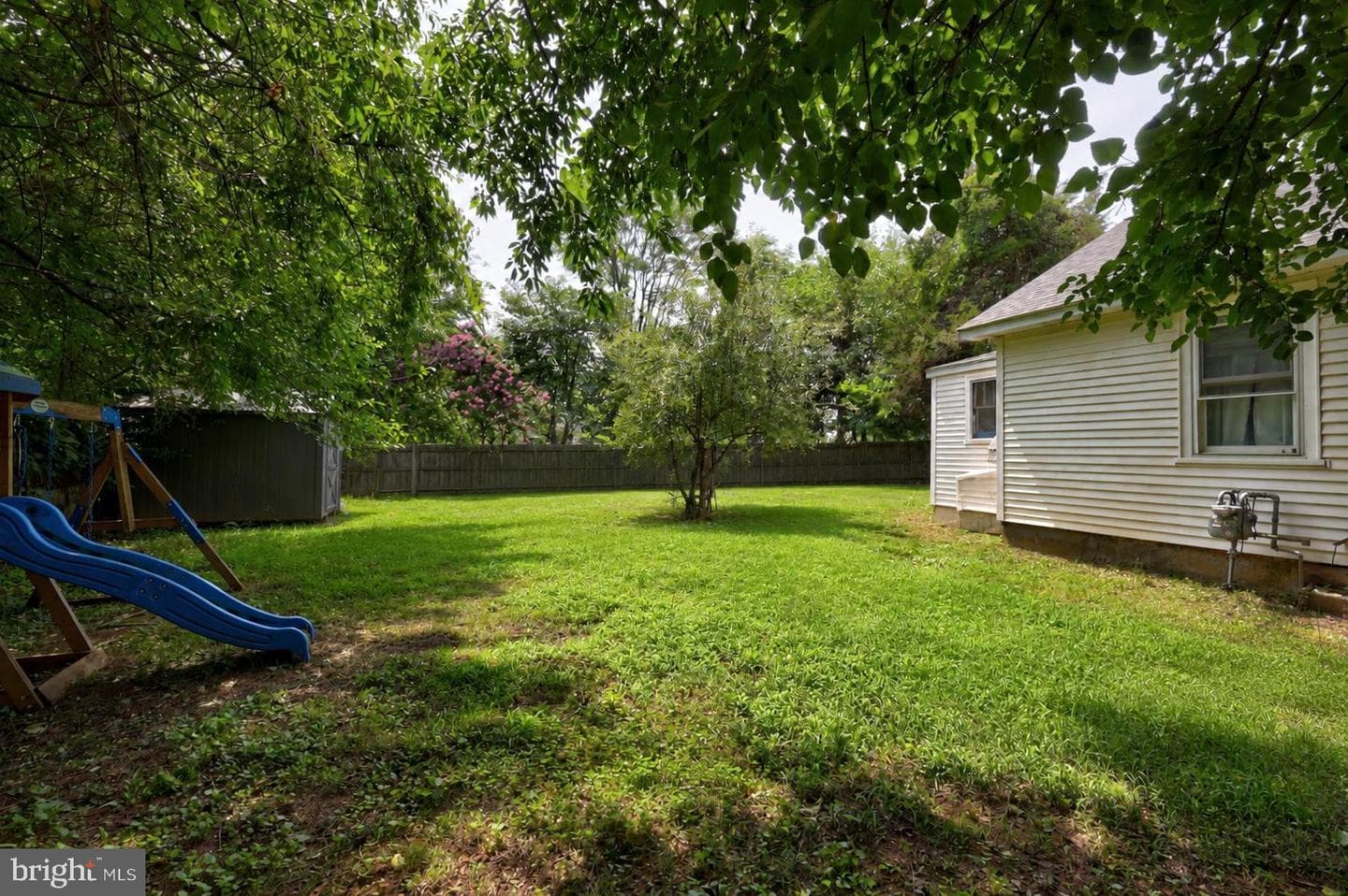 163 Mansfield Street photo 5